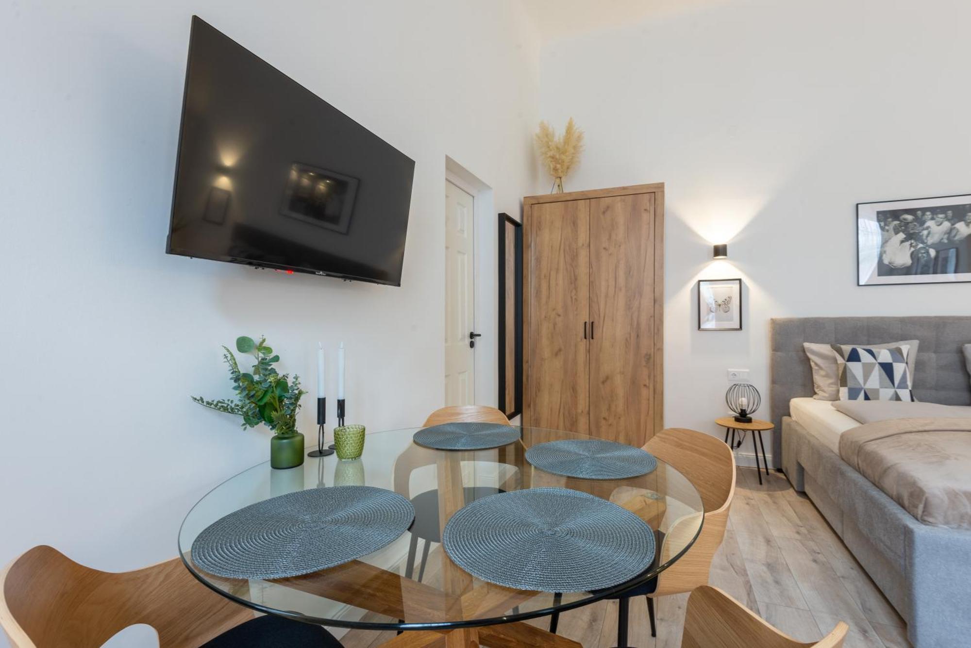Holidays Operart Apartament *